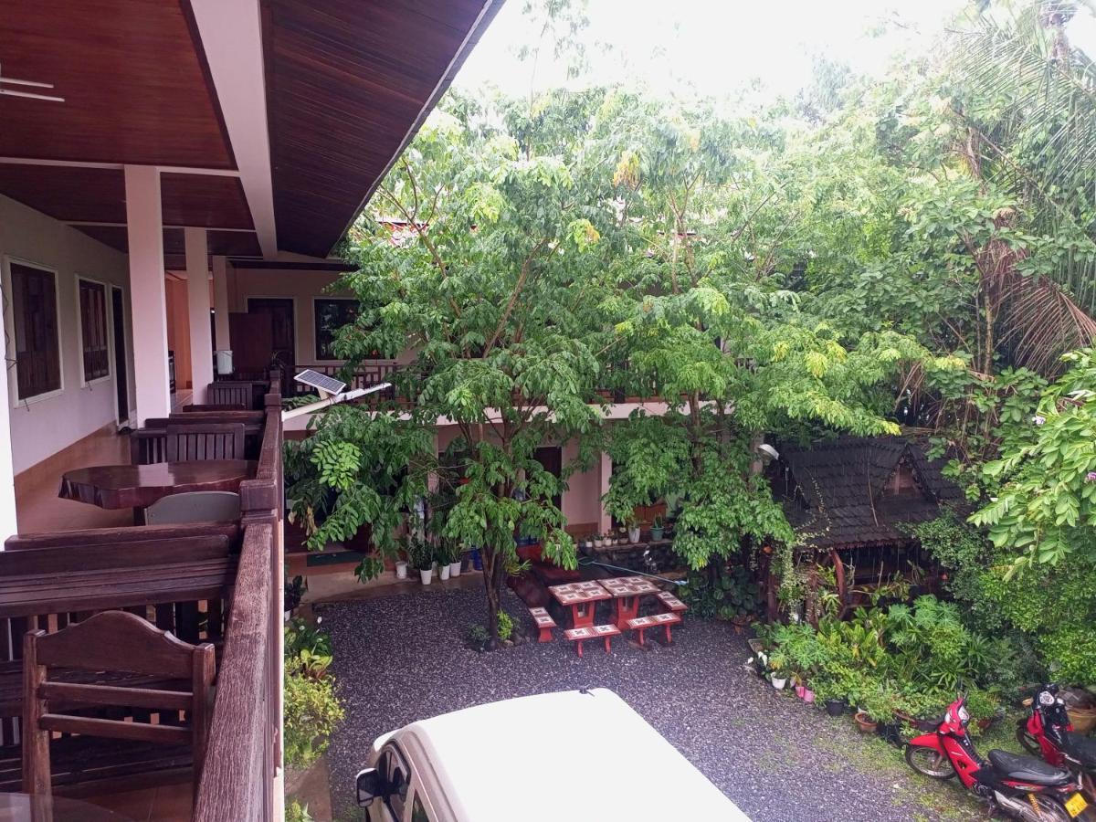 Ban Nahin-Nai Phamarn View Guesthouse מראה חיצוני תמונה