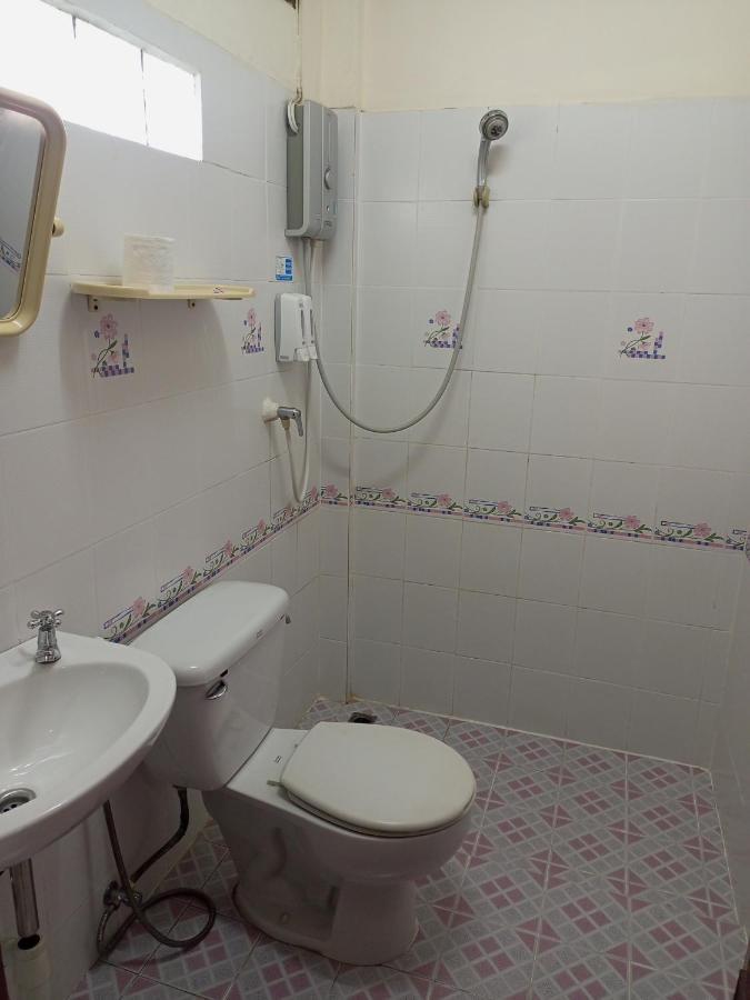 Ban Nahin-Nai Phamarn View Guesthouse מראה חיצוני תמונה