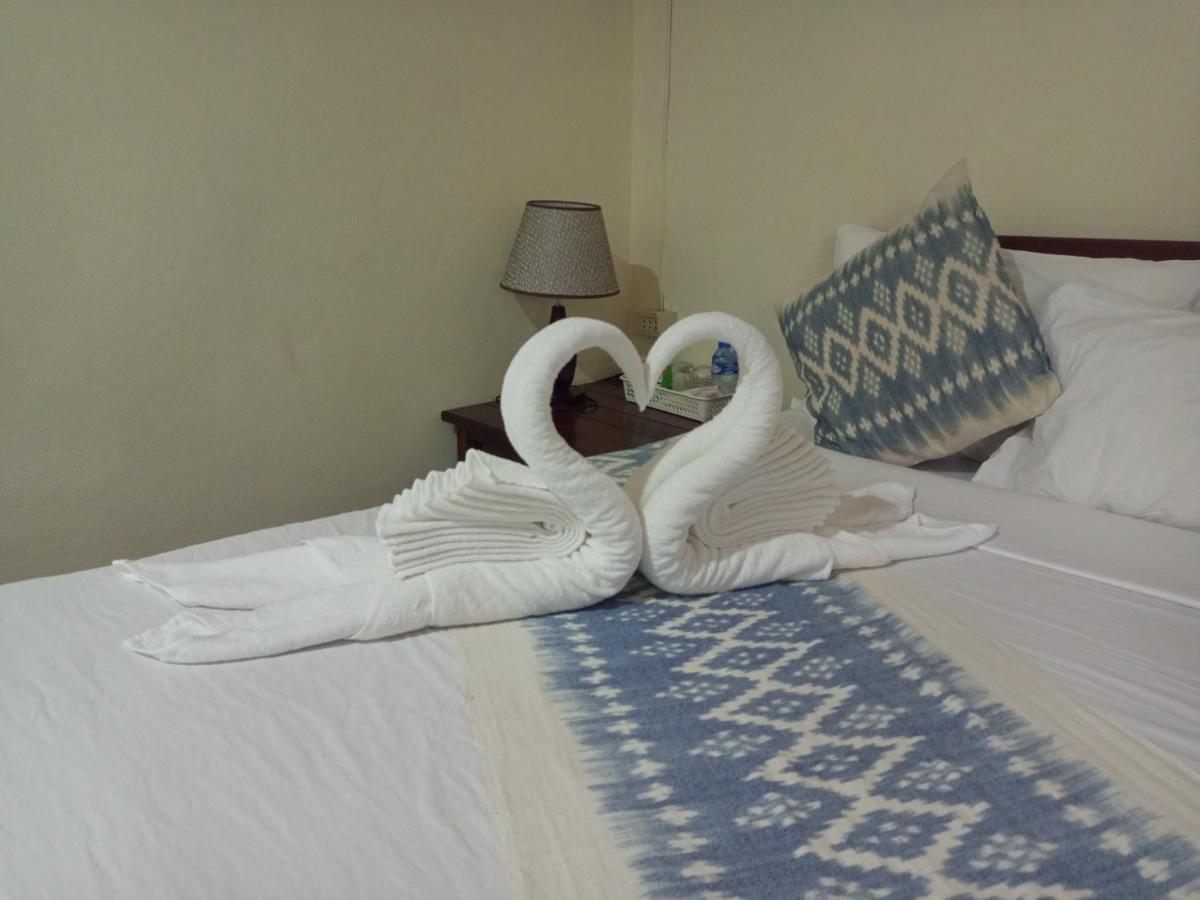 Ban Nahin-Nai Phamarn View Guesthouse מראה חיצוני תמונה