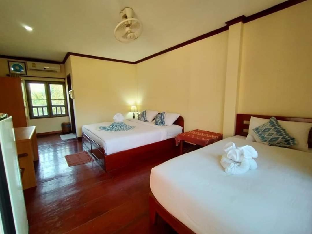 Ban Nahin-Nai Phamarn View Guesthouse מראה חיצוני תמונה